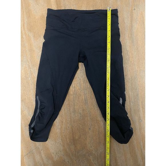 Lululemon Athletica Run Pace Crop Ruched Black Leggings Athletic, Size 4 - Picture 6 of 7
